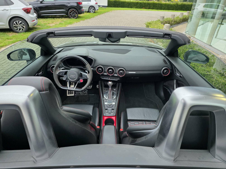 Audi TT RS 2.5 TFSI Quattro TTRS Roadster/Camera/keyless DVX Cars