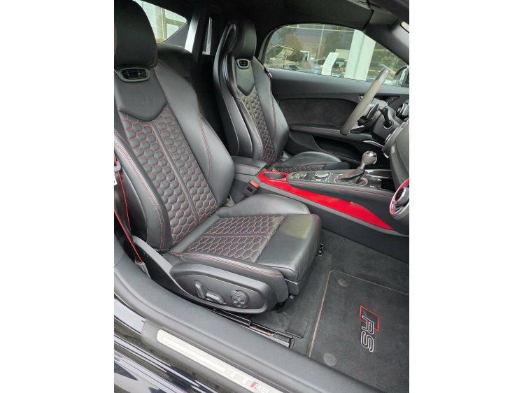 Audi TT RS 2.5 TFSI Quattro TTRS Roadster/Camera/keyless DVX Cars