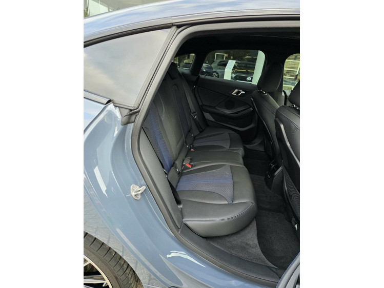 BMW 235 M235i xDrive/PANO/HUD/Camera/Garantie DVX Cars