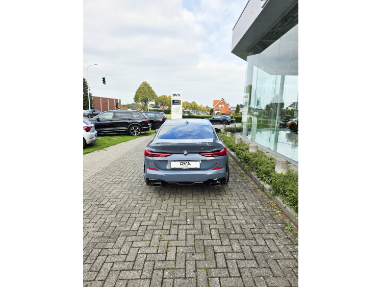 BMW 235 M235i xDrive/PANO/HUD/Camera/Garantie DVX Cars