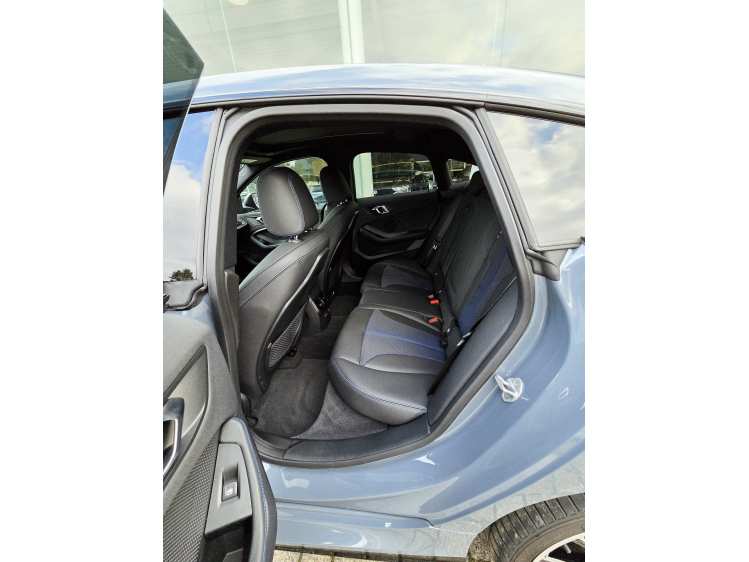 BMW 235 M235i xDrive/PANO/HUD/Camera/Garantie DVX Cars