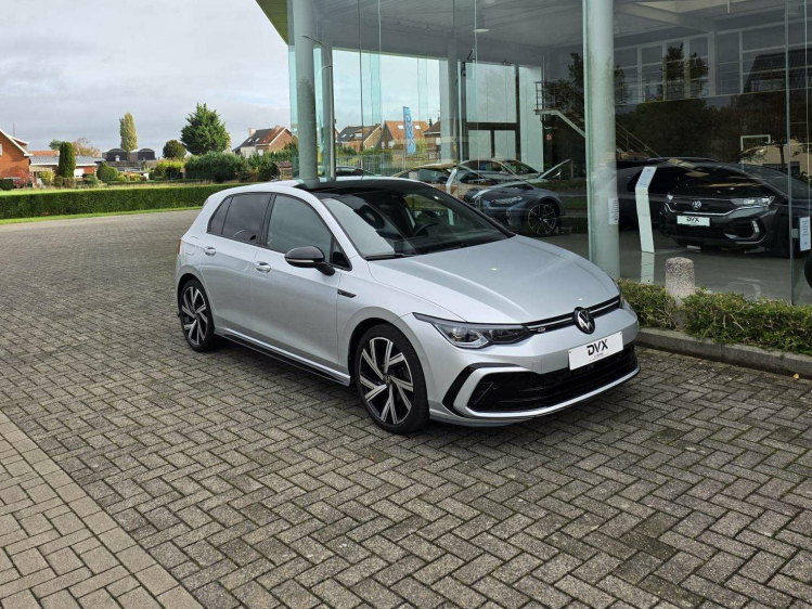 Volkswagen Golf 1.5 eTSI R-Line/Pano/HUD/Harman-Kardon/Camera DVX Cars