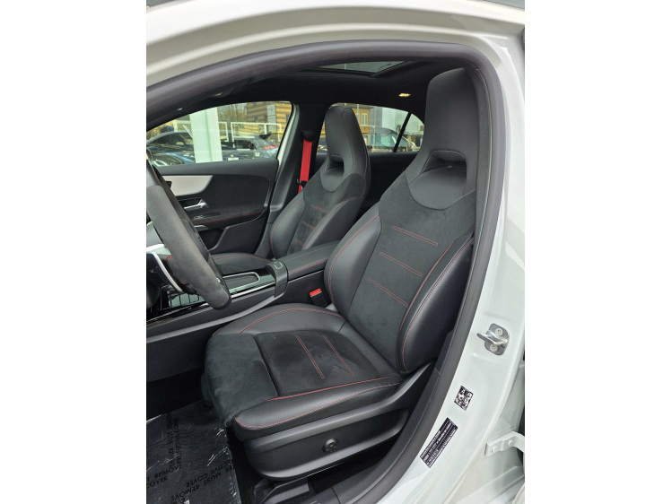 Mercedes-Benz A 45 AMG A45s AMG 4 MATIC Burmester/Pano/Aero/Head Up DVX Cars