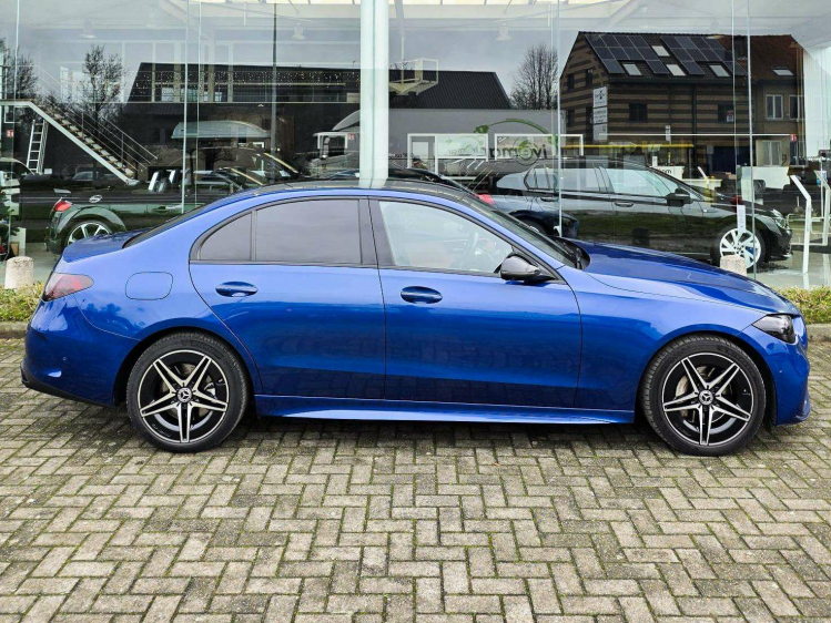 Mercedes-Benz C 300 C 300e AMG Line/HUD/Pano/360/Keyless DVX Cars