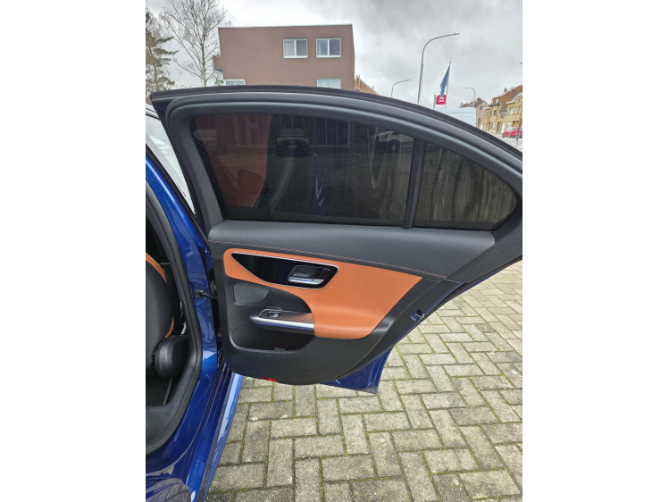 Mercedes-Benz C 300 C 300e AMG Line/HUD/Pano/360/Keyless DVX Cars