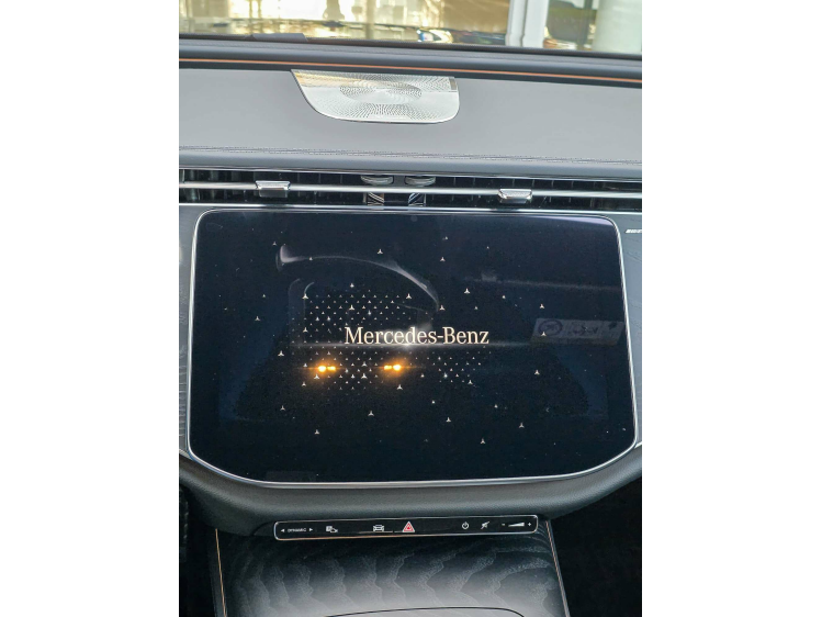 Mercedes-Benz E 200 Hybrid AMG Adv/Burmester/Camera/Keyless/20m Gar DVX Cars