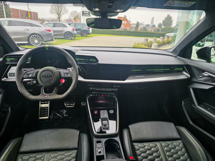 Audi RS3 Pano/Camera/PPF/Ceramic Coating/Garantie DVX Cars