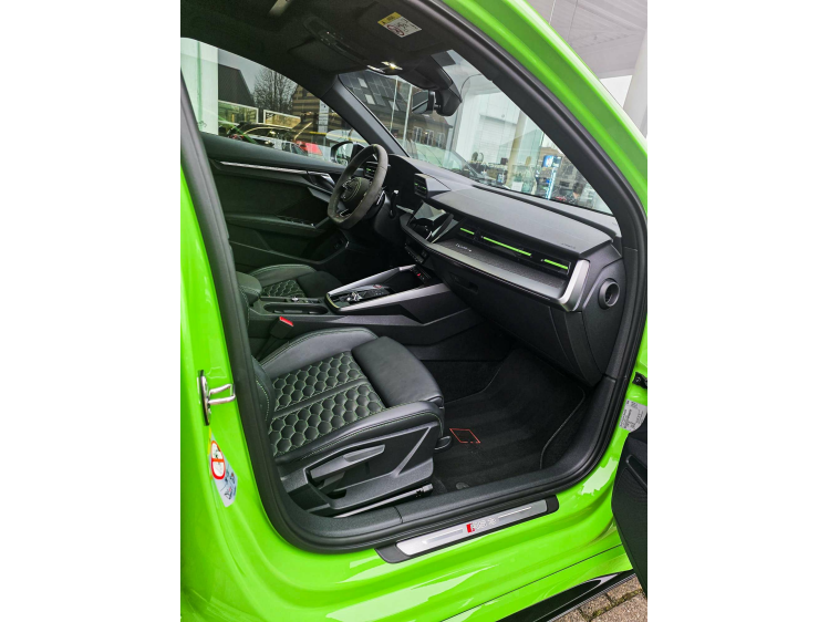 Audi RS3 Pano/Camera/PPF/Ceramic Coating/Garantie DVX Cars