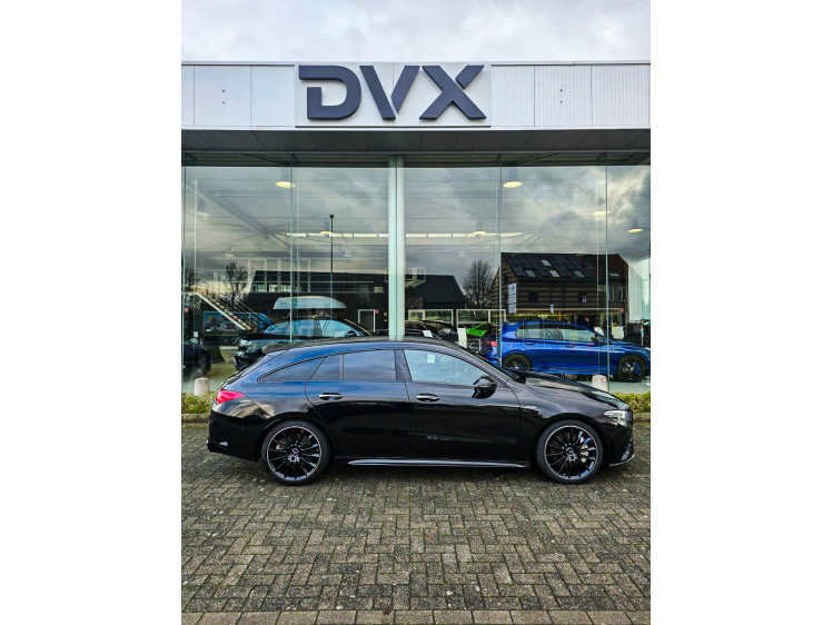 Mercedes-Benz CLA 35 AMG Shooting Full/Bucket/Burmester/360/Pano/Garantie DVX Cars