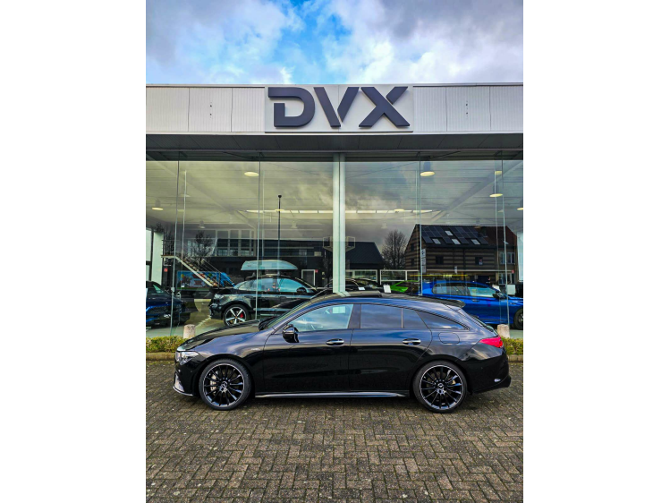 Mercedes-Benz CLA 35 AMG Shooting Full/Bucket/Burmester/360/Pano/Garantie DVX Cars