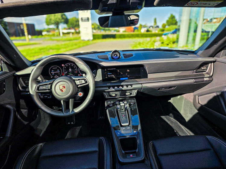 Porsche 911 992.2 Targa 4 GTS / Sport Chrono Plus / Camera / Porsche Garantie DVX Cars