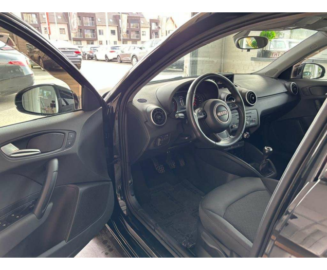 Audi A1 Sportback 1.2 TFSI Attraction*BLUETH NAV PARKSENS Ninove auto