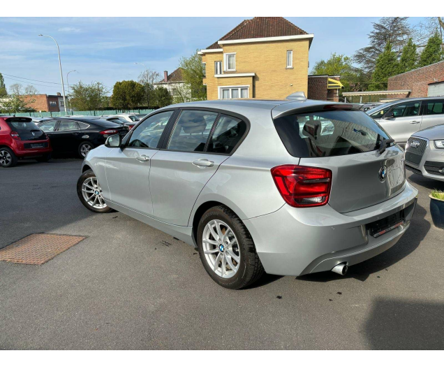 BMW 116 HATCH d EfficientDynamics Edition*NAV PARKSENSOR Ninove auto