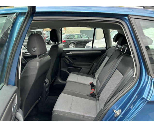 Volkswagen Golf Sportsvan 1.6d CR TD*PARKSENSOR NAV BLUETH AIRCO EURO6B Ninove auto