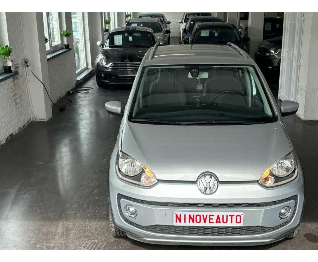 Volkswagen up! Cross 1.0i*NAV BLUETH AIRCO ~~51000KM~~ Ninove auto