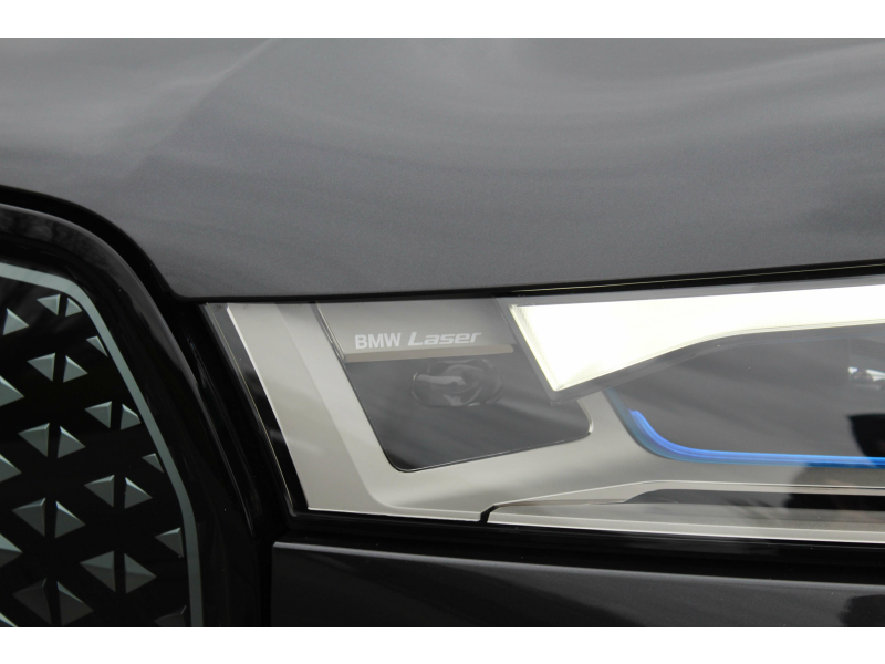 BMW iX xDrive40 M Sport / MASSAGE / 360CAM / PANO / HUD Garage Van Den Dooren