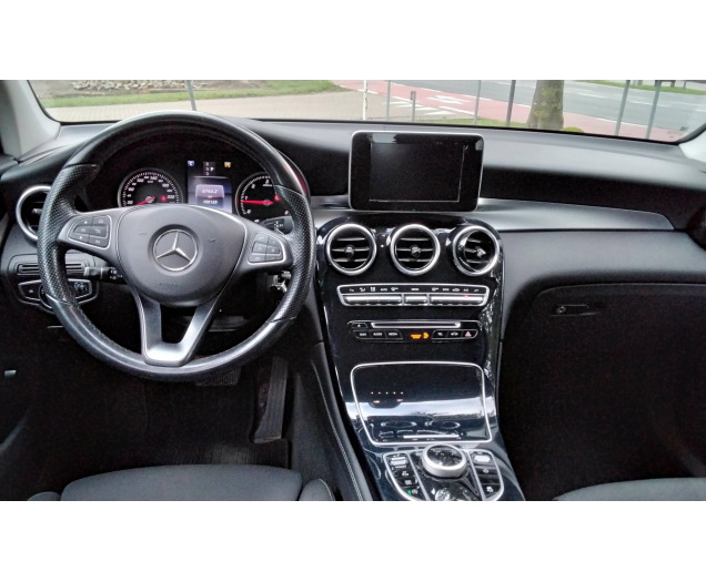 Mercedes-Benz GLC 220 d 4-Matic  exclusieve Garage Meirhaeghe