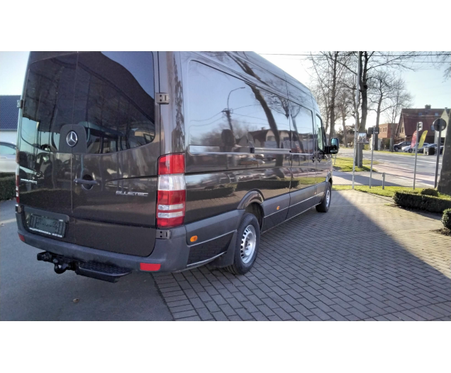 Mercedes-Benz Sprinter 319 cdi  autoscout  h3 l3 trekhaak 3.5 ton Garage Meirhaeghe