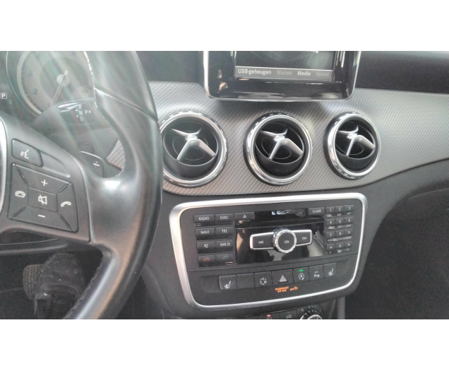 Mercedes-Benz GLA 200  Garage Meirhaeghe